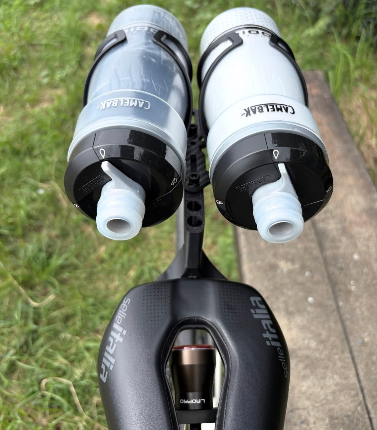 selle italia watt サドル専用後ろボトルケージ(BTS)
