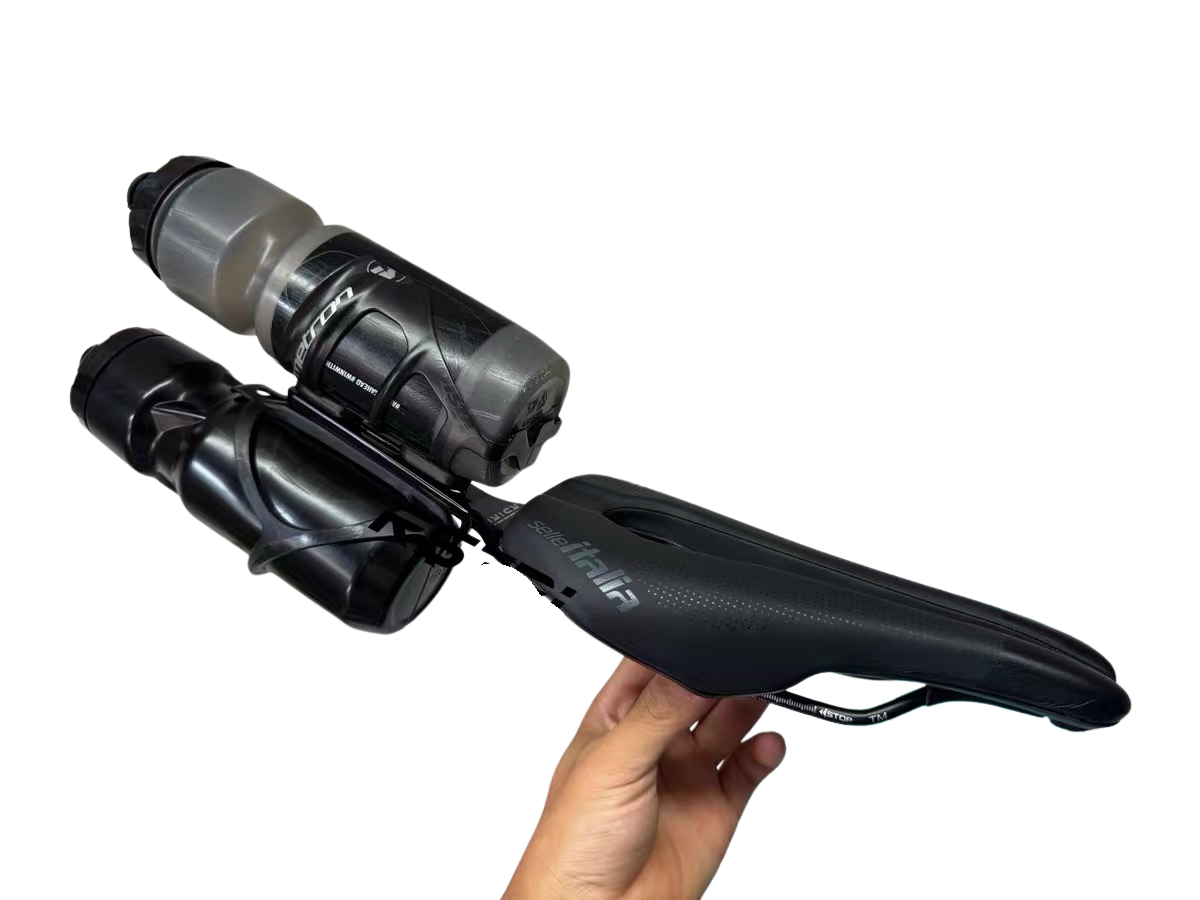 selle italia watt サドル専用後ろボトルケージ（BTS）